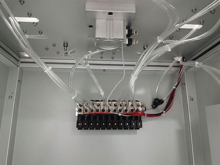 反射板压片压接设备